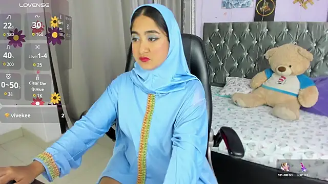 Snapshot of SamiraAwada chatting on June 3, 7:30 pm SamiraAwada online show from June 3, 7:30 pm