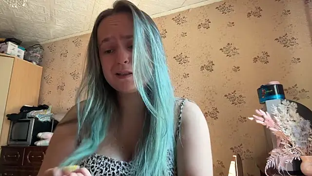 Bubblegum Tempt online show from March 28, 7:19 am