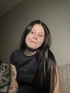 Snapshot of MelisaKis chatting on March 3, 8:15 pm MelisaKis online show from March 3, 8:15 pm