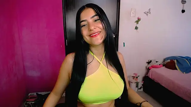 charlotte petit  online show from April 18, 4:00 pm