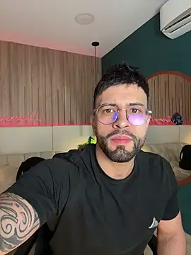 Snapshot of Jeremy_Harden chatting on March 2, 9:54 pm Jeremy Harden online show from March 2, 9:54 pm