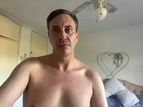 Snapshot of malcolm2334 chatting on June 29, 5:35 pm malcolm2334 online show from June 29, 5:35 pm