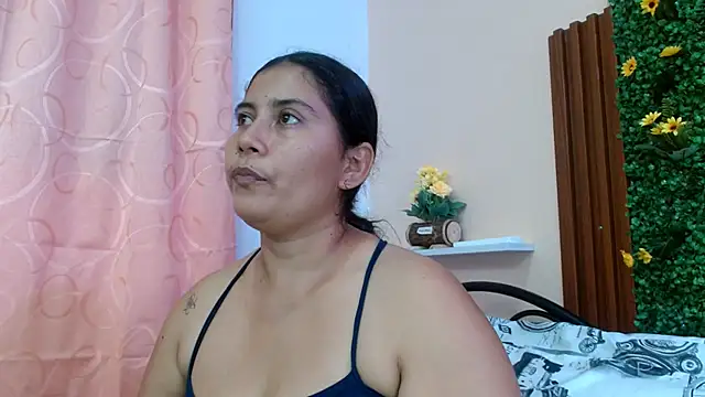 calimasalas2 online show from February 23, 12:30 am