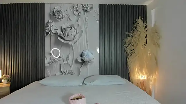 Snapshot of JazminRusso_ chatting on April 7, 4:57 am JazminRusso online show from April 7, 4:57 am
