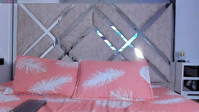 Softeden  online show from April 21, 6:12 pm