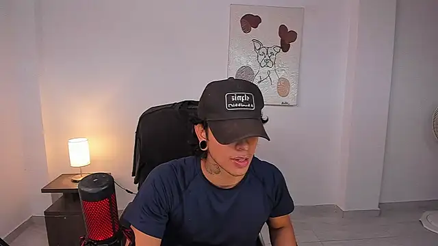 Snapshot of paisa_hotx chatting on February 4, 10:47 pm paisa hotx online show from February 4, 10:47 pm