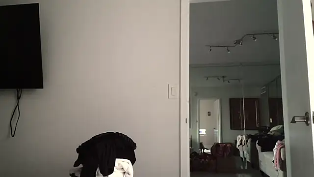 AlexisKayx online show from April 18, 11:38 pm