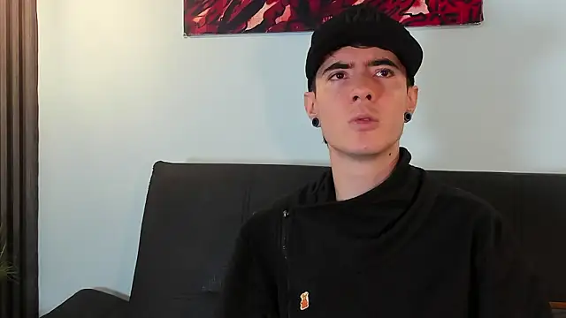 Lio      online show from February 22, 6:50 pm