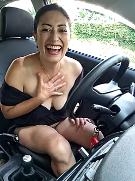 Snapshot of aliz963040 chatting on March 2, 8:15 pm aliz963040 online show from March 2, 8:15 pm