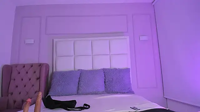 LiaJohnnson  online show from March 2, 4:36 am