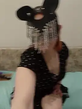 Snapshot of ValerieFisher chatting on March 1, 3:52 am ValerieFisher online show from March 1, 3:52 am