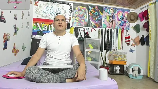 Snapshot of nathannathaniel chatting on February 24, 4:54 am nathannathaniel online show from February 24, 4:54 am