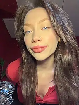 Snapshot of CityLynx chatting on February 20, 2:50 pm CityLynx online show from February 20, 2:50 pm