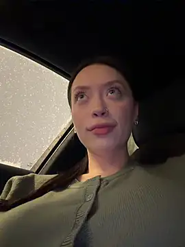 Snapshot of CityLynx chatting on February 26, 4:06 pm CityLynx online show from February 26, 4:06 pm