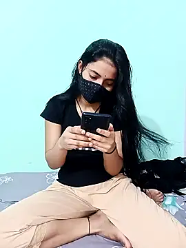 Snapshot of 18_year_old_girl chatting on April 22, 3:20 am 18 year old girl online show from April 22, 3:20 am