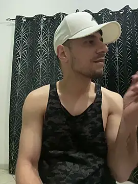 alessand180521 online show from February 17, 10:38 pm