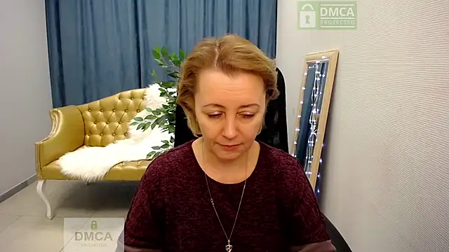 MONA W online show from February 5, 11:04 am