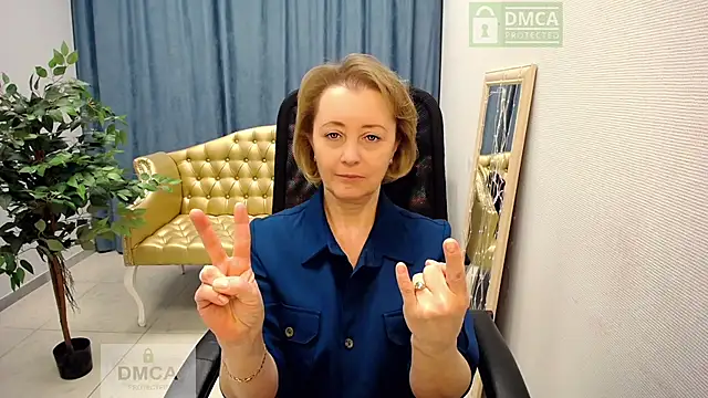 MONA W online show from February 12, 11:16 am