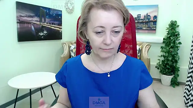 MONA W online show from April 3, 11:08 am