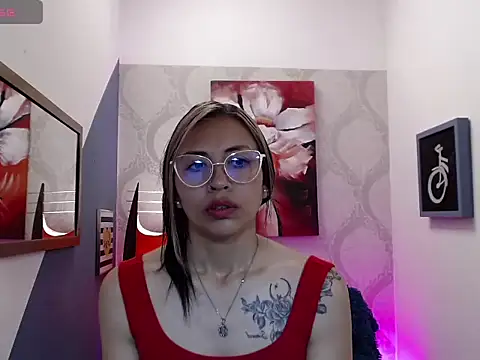 Liaaa Seraaph online show from February 11, 1:38 pm