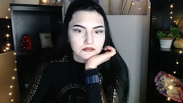 Snapshot of TurnMe_On chatting on February 4, 11:27 am TurnMe On online show from February 4, 11:27 am