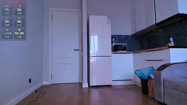 Snapshot of jjasleen0 chatting on February 6, 5:34 am jjasleen0 online show from February 6, 5:34 am