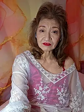 URAN429 online show from April 9, 6:24 pm