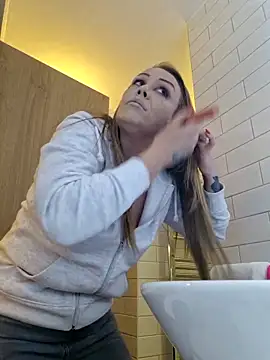 Majestic-Maya online show from March 7, 5:32 pm