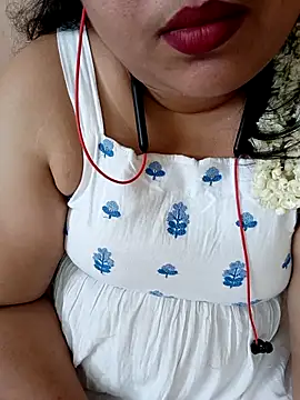 Snapshot of silk_rose05 chatting on February 26, 7:51 am silk rose05 online show from February 26, 7:51 am