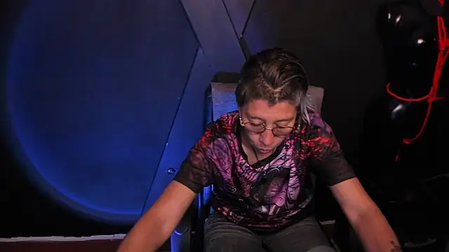 Kali Panther online show from February 7, 1:04 pm