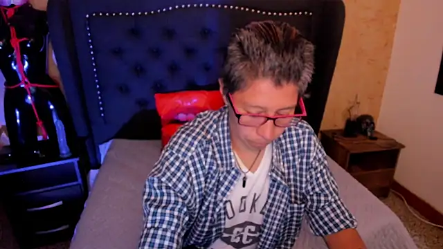 Kali Panther online show from April 1, 7:44 pm