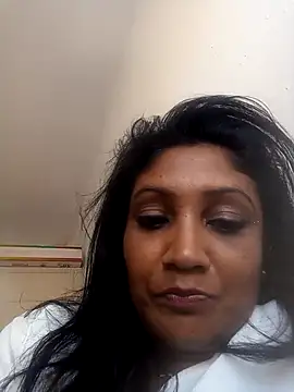 Snapshot of sexykajol2001 chatting on July 3, 9:48 am sexykajol2001 online show from July 3, 9:48 am