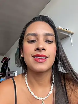 LunaHeat online show from May 24, 5:07 pm