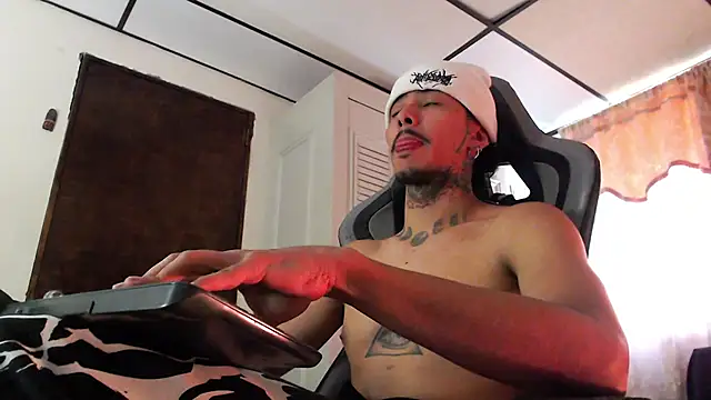 D3v1L88 online show from April 3, 5:22 pm