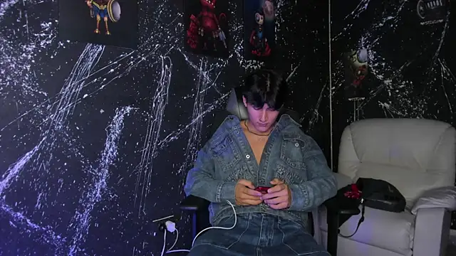 SalvatoreBenford online show from February 24, 9:24 pm