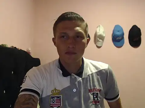 Snapshot of Cronos_Hot_8 chatting on February 15, 6:59 pm Cronos Hot 8 online show from February 15, 6:59 pm