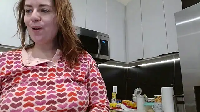 Snapshot of HazelSkyesChat chatting on February 14, 5:53 pm HazelSkyesChat online show from February 14, 5:53 pm