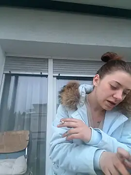 SofieKayla online show from April 12, 6:02 pm