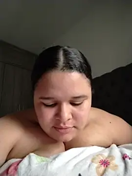 Snapshot of SamanthaStonee chatting on July 19, 7:17 pm SamanthaStonee online show from July 19, 7:17 pm