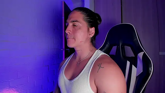 Cry Duran online show from February 24, 9:02 pm