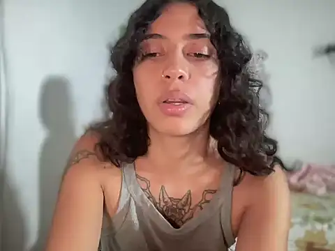 Snapshot of Antonia-bloom chatting on February 12, 3:45 am Antonia-bloom online show from February 12, 3:45 am