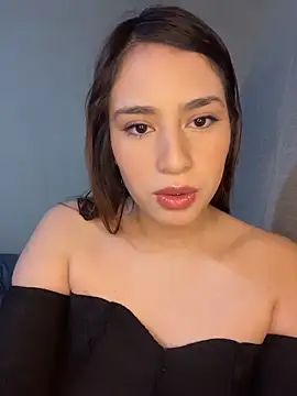 Snapshot of romyamo chatting on February 6, 4:06 am romyamo online show from February 6, 4:06 am