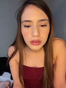 Snapshot of romyamo chatting on February 11, 3:33 am romyamo online show from February 11, 3:33 am