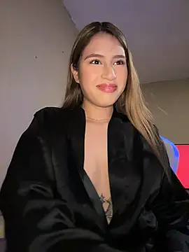 Snapshot of romyamo chatting on April 25, 2:03 am romyamo online show from April 25, 2:03 am