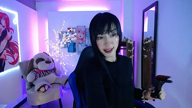 Snapshot of FIORELLA_L chatting on July 15, 12:10 pm FIORELLA L online show from July 15, 12:10 pm
