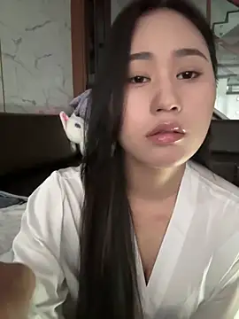 Snapshot of czamabe chatting on February 15, 10:03 am czamabe online show from February 15, 10:03 am