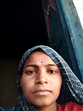 Snapshot of Gungun_thakur chatting on March 21, 5:56 am Gungun thakur online show from March 21, 5:56 am
