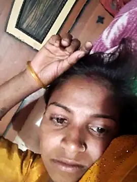 Snapshot of Gungun_thakur chatting on April 3, 6:33 am Gungun thakur online show from April 3, 6:33 am