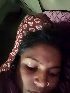 Snapshot of Gungun_thakur chatting on April 7, 4:18 pm Gungun thakur online show from April 7, 4:18 pm