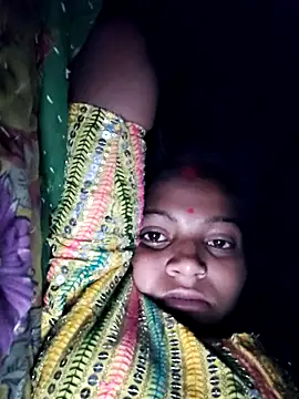 Snapshot of Gungun_thakur chatting on May 1, 10:03 pm Gungun thakur online show from May 1, 10:03 pm